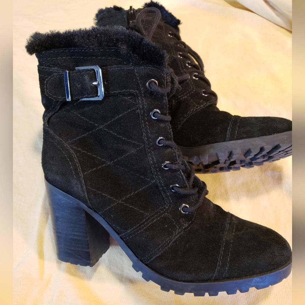 Ivanka Trump black boots size 6m